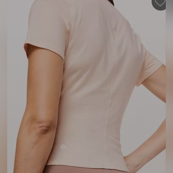 Lululemon athletica Round Trip Short Sleeve Size 4 - Picture 8 of 9